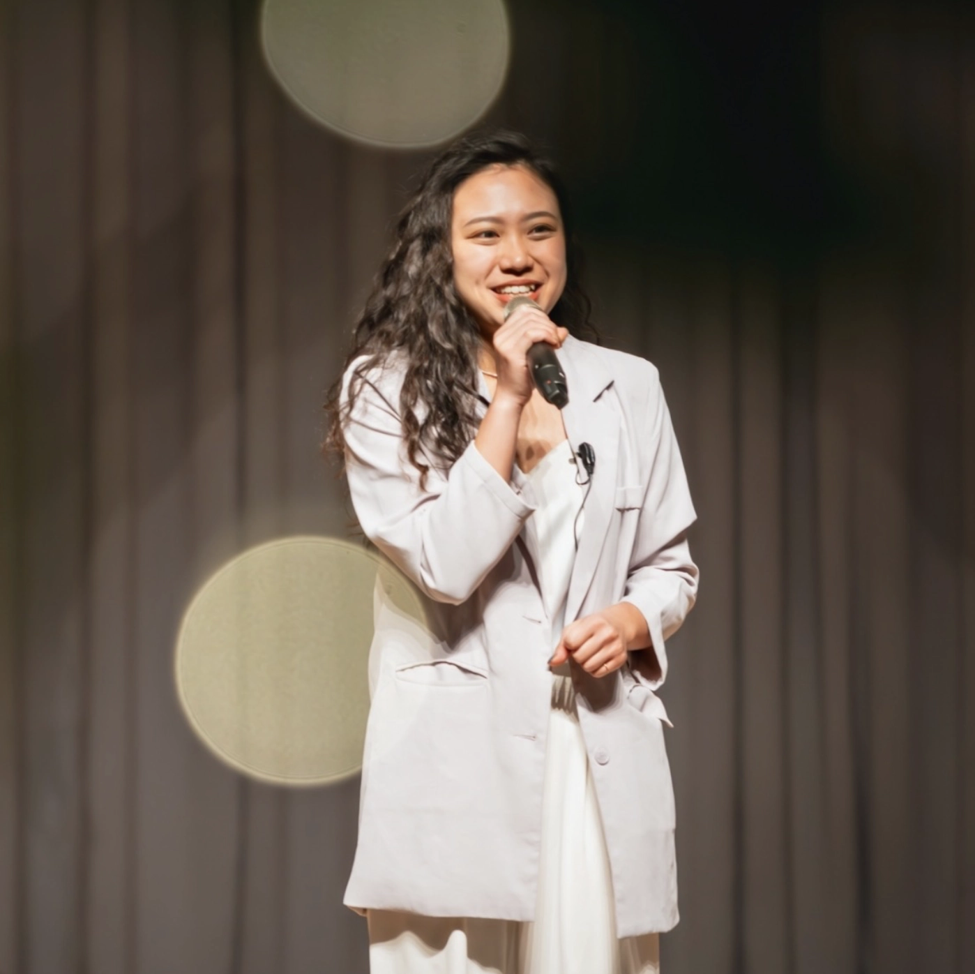 婚禮主持人Hayley