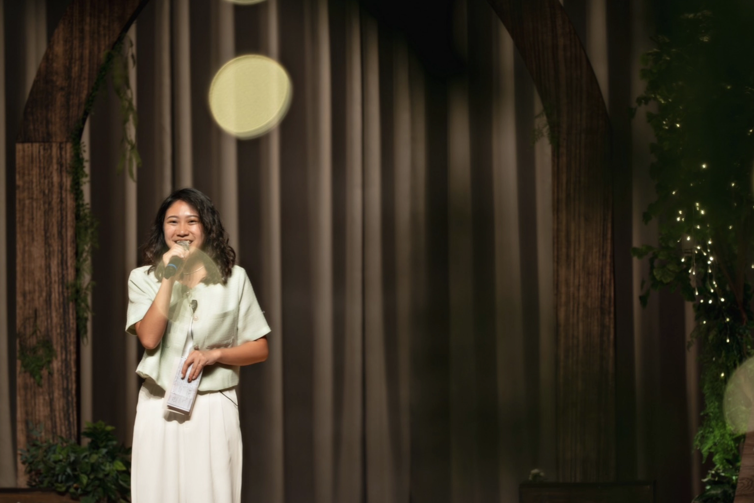 婚禮主持人Hayley