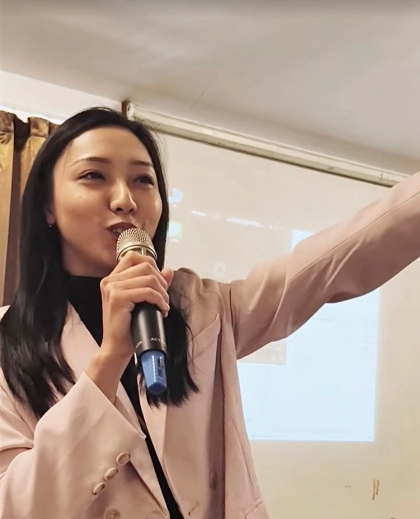 婚禮主持鄭佳玲